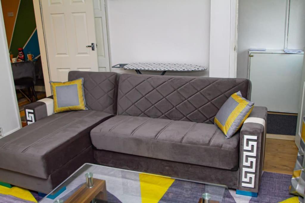 Allen Wednesbury Accommodation Eksteriør bilde
