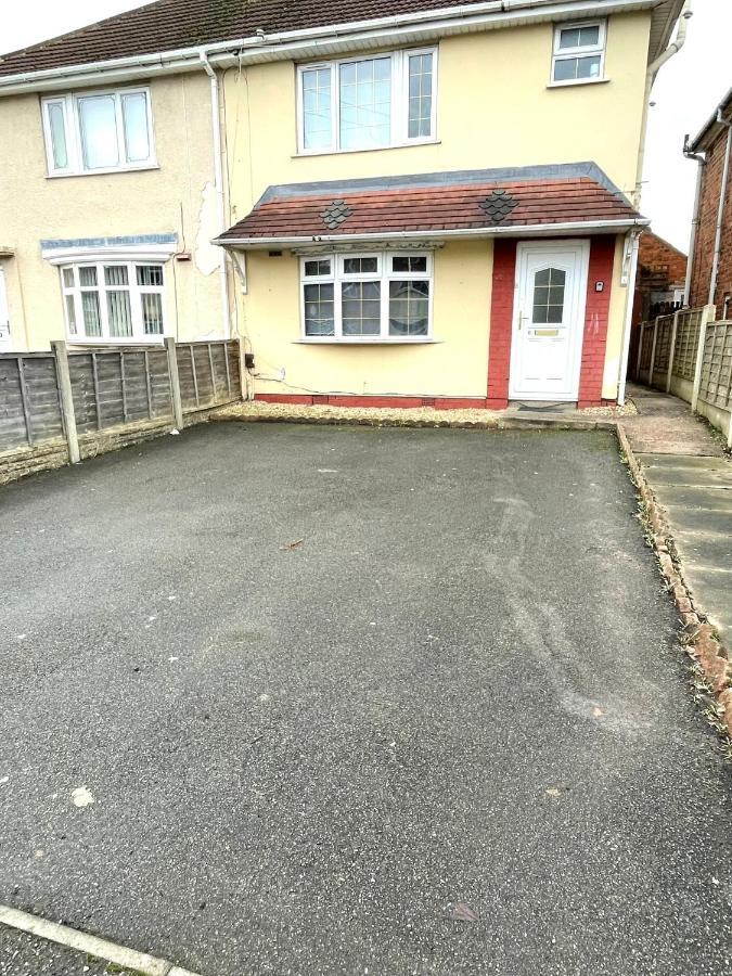 Allen Wednesbury Accommodation Eksteriør bilde